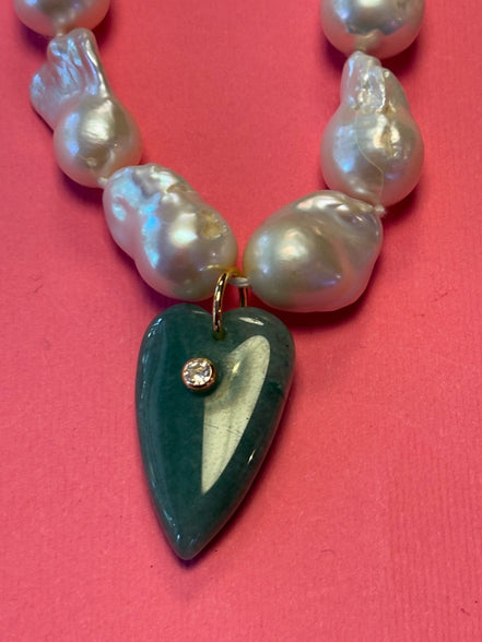 Collana JAIPUR - Perle barocche e pendente cuore avventurina verde