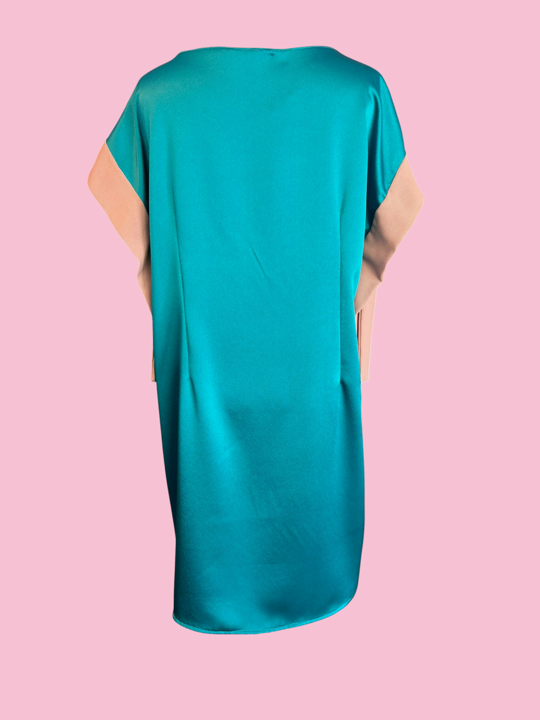 IKEBANA - Abito raso turchese con maniche nastro rosa crepe