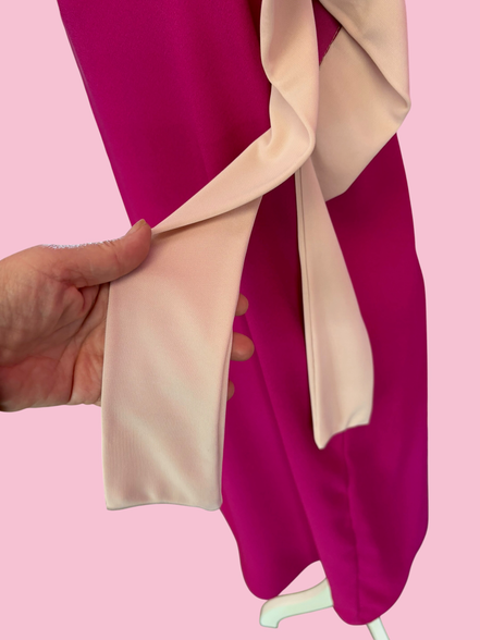 IKEBANA - Abito crepe fucsia con maniche nastro rosa chiaro