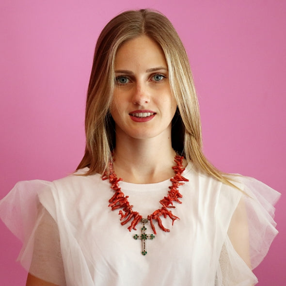 Collezione Mediterranea - Collana di Corallo rosso naturale e Croce