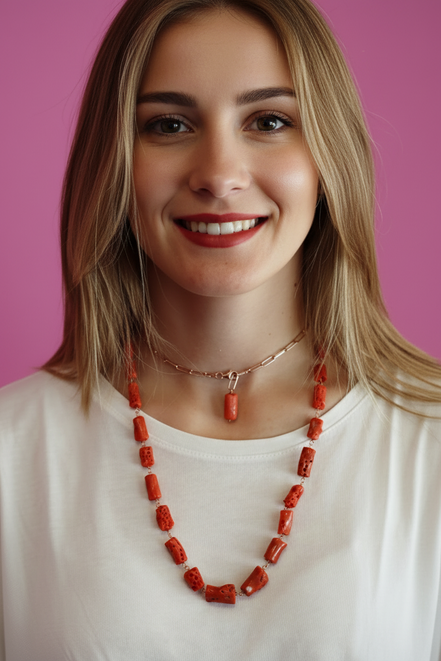 Collezione Mediterranea - Collana corallo rosso e catena rettangolare argento rosé