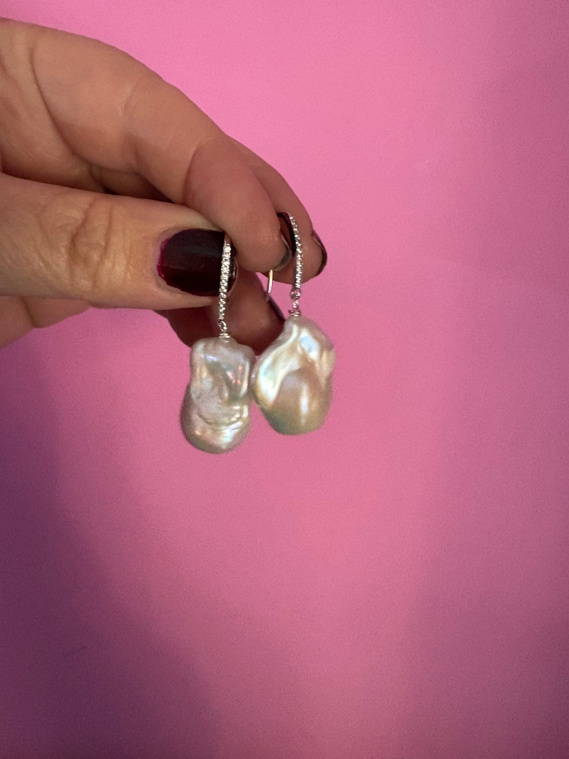 Orecchini argento 925 rodio con perle grandissime barocche