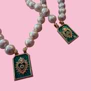 Collana MADEMOISELLE  perle coltivate mm 10 con charm verde