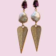Orecchini  -CUORE allungato con  perle con cristalli burgundy