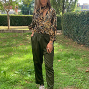 William Shakespeare - Pantaloni con tasche in raso verde con tasche ed elastico in vita