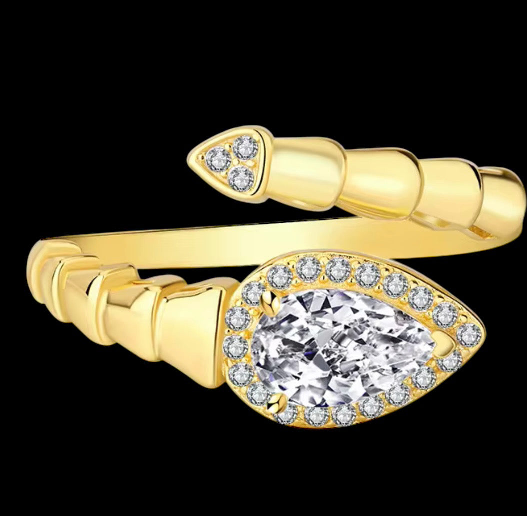 Anello Snake in Argento 925 e Moissanite Taglio Pera (1ct) regolabile
