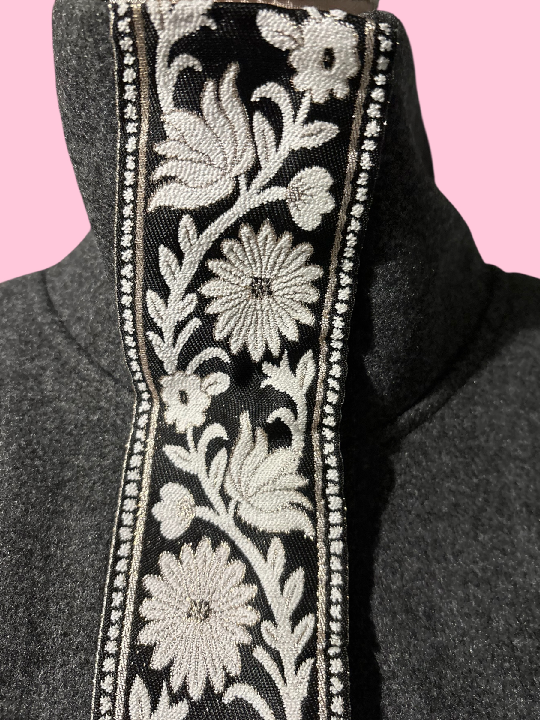 Felpa Gilet  Flowers grigio  con passamaneria Couture