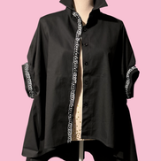 Camicia di cotone - Chanellina blusa ampia nera con passamaneria Couture