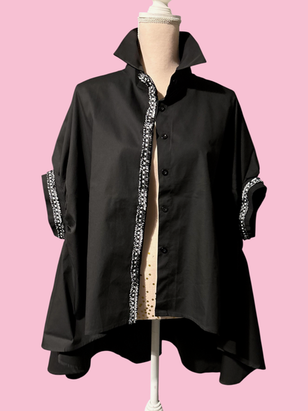 Camicia di cotone - Chanellina blusa ampia nera con passamaneria Couture