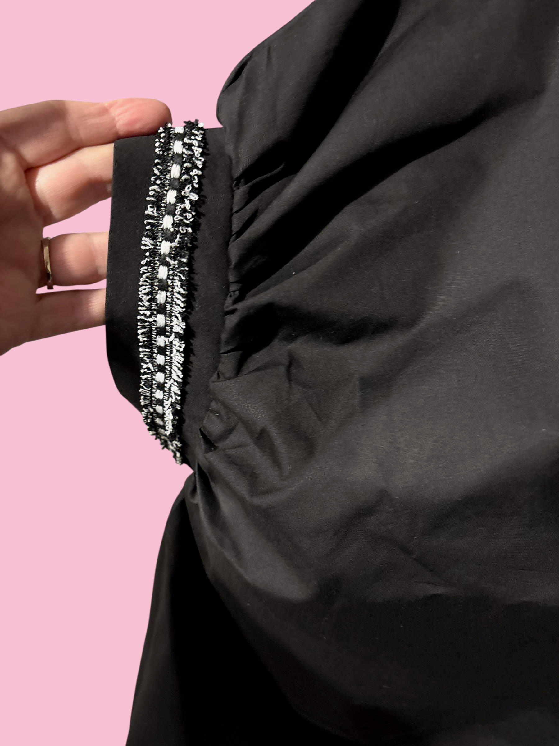 Camicia di cotone - Chanellina blusa ampia nera con passamaneria Couture