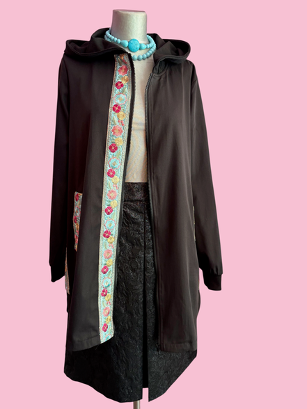 Flower Parka  : giacca lunga con passamaneria Couture