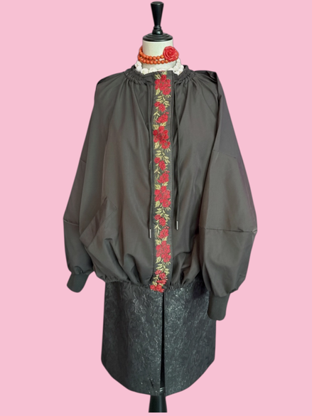 Rose Bomber  : bomber a palloncino con passamaneria Couture