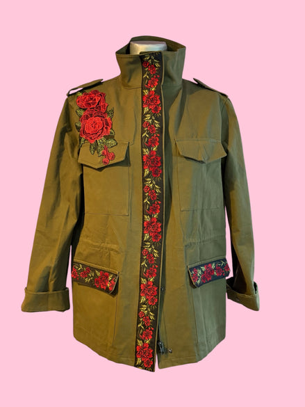 Flower jacket - verde militare 100% cotone con passamaneria Couture rose rosse