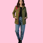 Flower jacket - verde militare 100% cotone con passamaneria Couture rose rosse