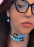 INCANTEVOLE -  OCEANO Chocker flessibile turchese contrarié con terminali lapislazzuli