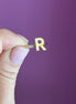 SMART – Anello regolabile con iniziale in oro 18 kt