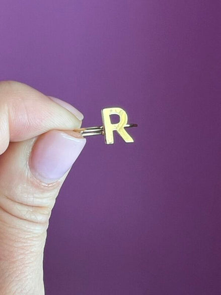 SMART – Anello regolabile con iniziale in oro 18 kt