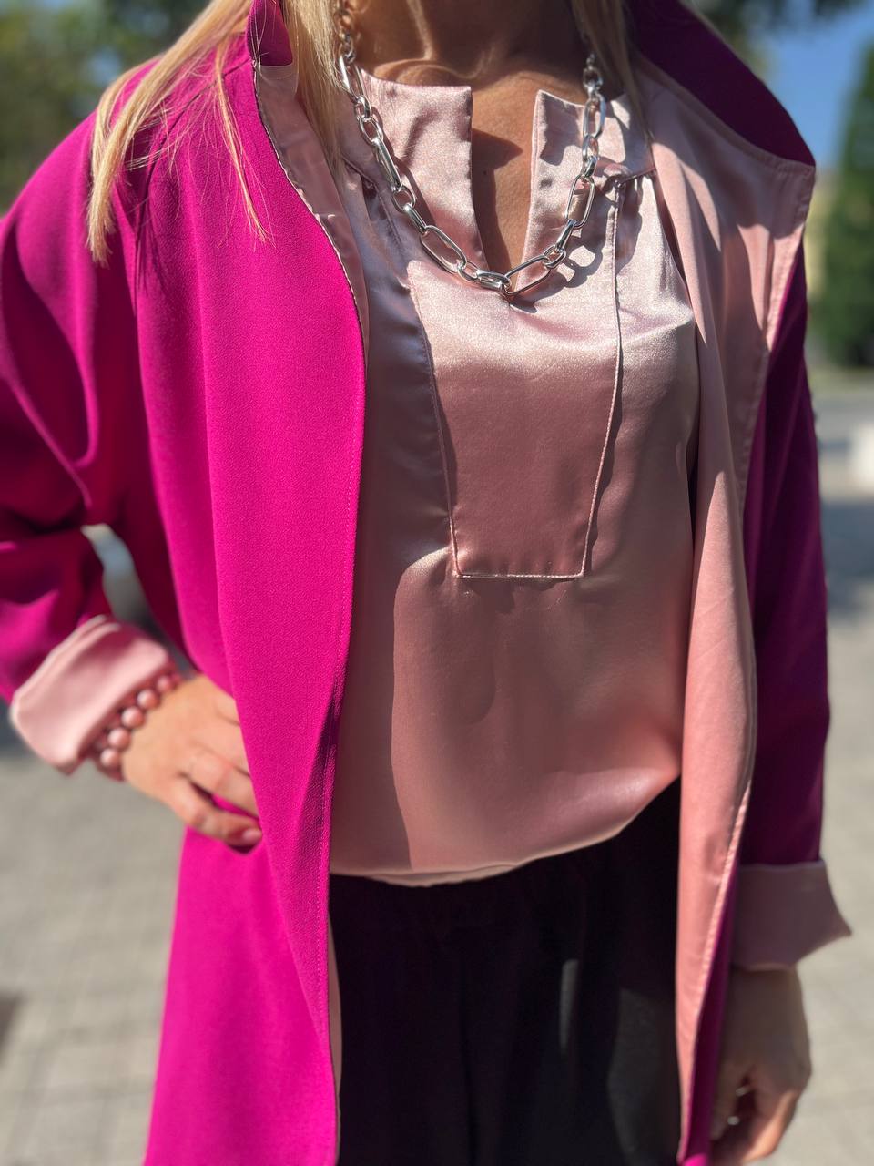 Wu Ming - Cardigan Bomber in crêpe fucsia e interno raso rosa