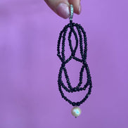 Collezione Arabesque- Orecchini spinello nero e perla coltivata