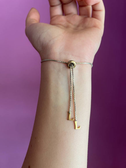 Bracciale con iniziale L