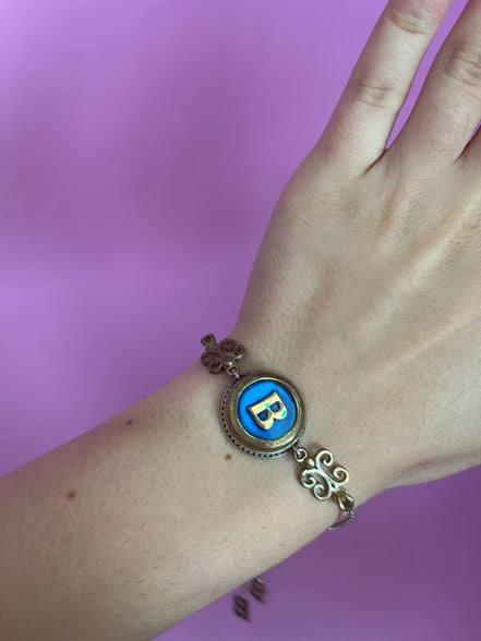 Bracciale con iniziale B