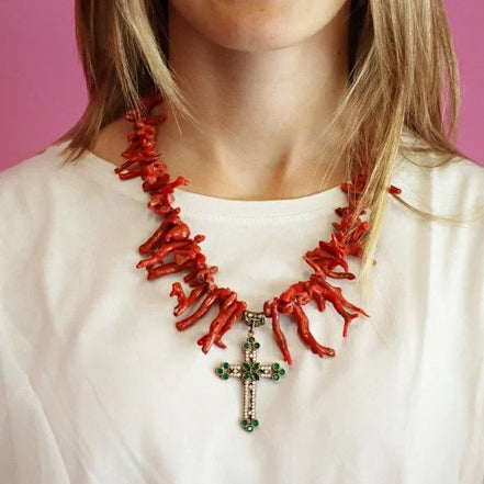 Collezione Mediterranea - Collana di Corallo rosso naturale e Croce