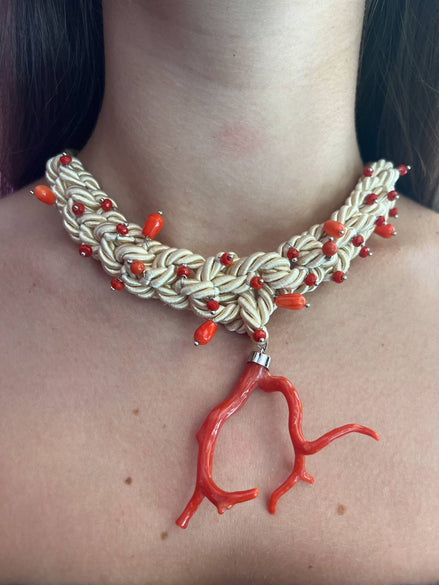 Collezione Intreccio - MEDITERRANEA cordone di seta con corallo rosso
