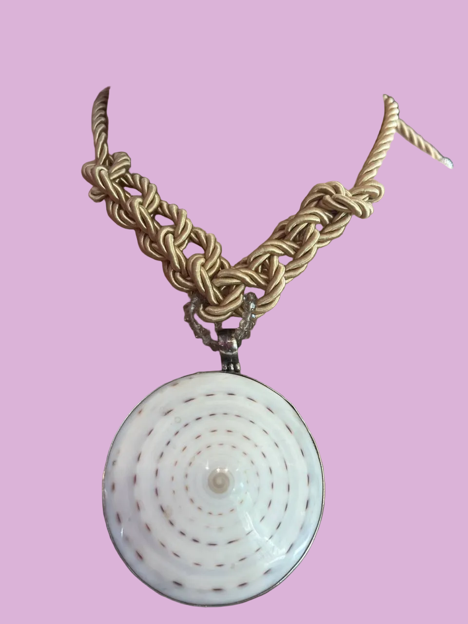 Collezione Intreccio - chocker cordone di seta con pendente conchiglia