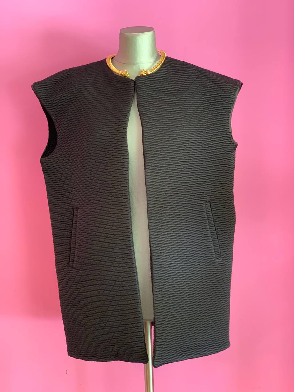 Versailles - Gilet modello strutturato Jap in jaquard nero