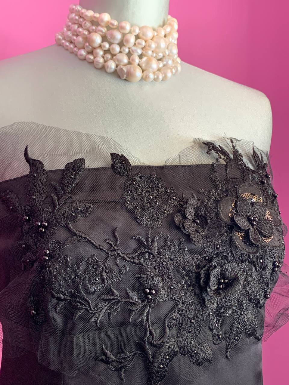 Jane Austen - Abito Bustier in raso nero con decorazione ricamo