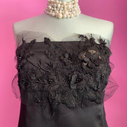 Jane Austen - Abito Bustier in raso nero con decorazione ricamo