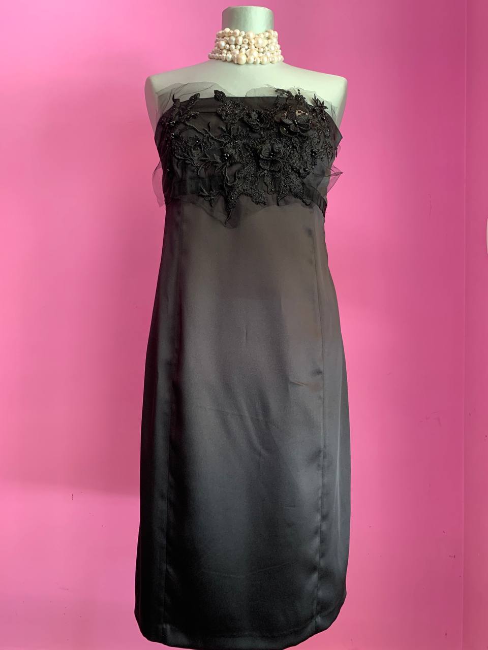 Jane Austen - Abito Bustier in raso nero con decorazione ricamo