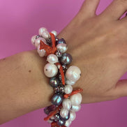 Collezione mediterranea - Bracciale con corallo naturale e perle grigie e bianche coltivate