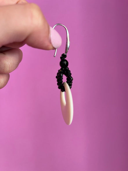 Orecchini corno  e spinello nero  precious  cut