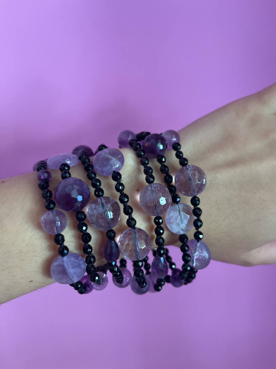 MAGNIFICO Bracciale multifili - 7 file - ametista e onice