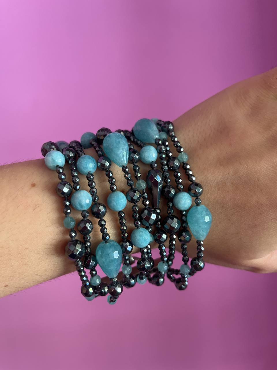 MAGNIFICO  Bracciale multifili - 10 file - angelite e ematite
