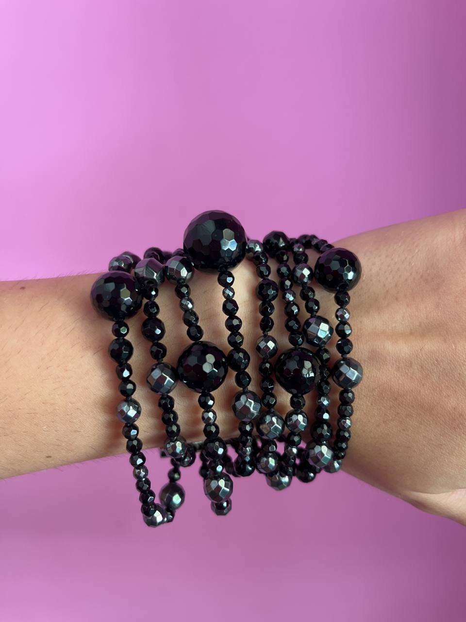 MAGNIFICO Bracciale multifili - 8 file - onice e ematite